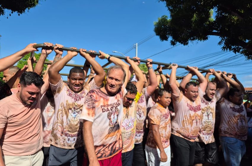  Promesseiros da corda se emocionam durante Círio de Nazaré no Amapá: ‘só gratidão’